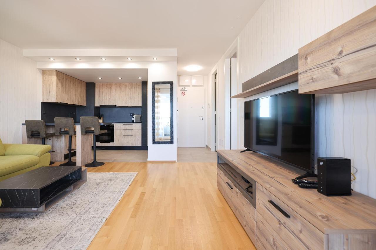 Vista Apartment